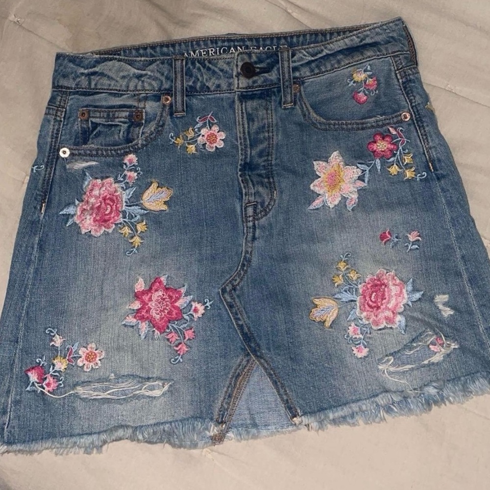 Floral AE denim skirt
